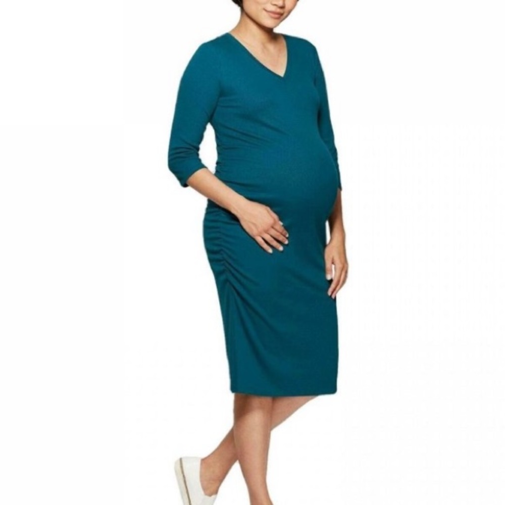 Ingrid and Isabelle maternity dress